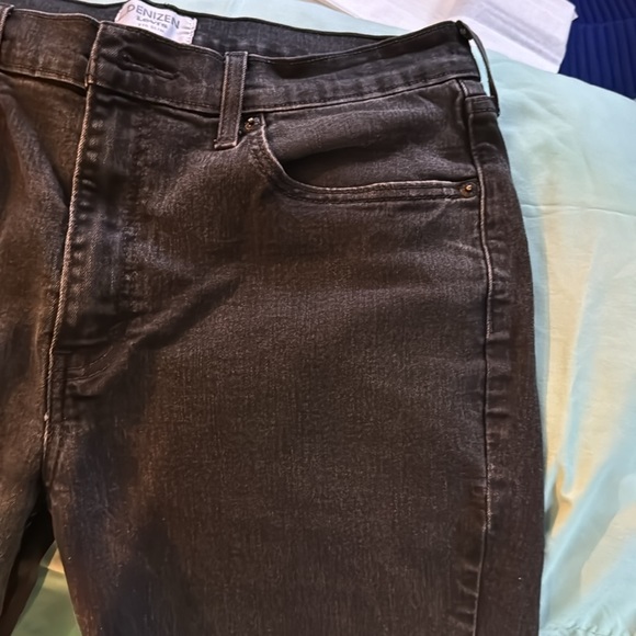 DENIZEN - Picture 6 of 16